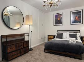Stevenage Contractor & Family Retreat，位于斯蒂夫尼奇的酒店