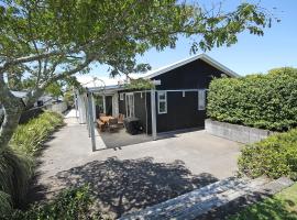 Relax on Richmond - Taranaki Holiday Home，位于新普利茅斯的酒店
