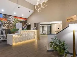 Clarion Pointe Sevierville-Pigeon Forge