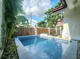 Soak Screen Urban Hideaway