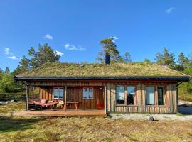 Stunning Home In Dølemo，位于Dølemo的酒店