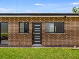 2BDR Granny Flat For Family Retreat