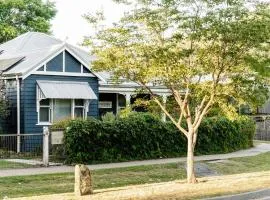 Corner Cottage Bright