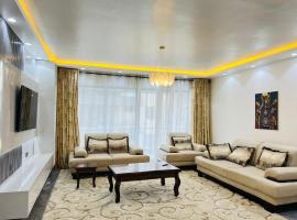 Diamond Oark Residency，位于Gatunga的带泳池的酒店