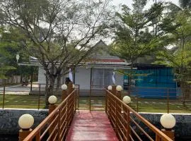 Lake View Pool Villa By Mayooram