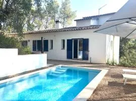 Entire house in Tamariu with pool, Costa Brava next to beach