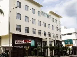 Hotel Southern Comfort，位于金奈机场 - MAA附近的酒店