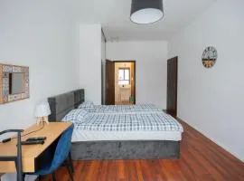 Rooms Green Rydygiera 17 own private room tv wifi