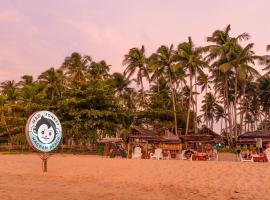 Mad Monkey Hostel Nacpan Beach，位于爱妮岛的酒店