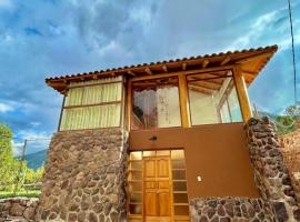 Beautiful house in the Sacred Valley, Arin Falls，位于卡尔卡的酒店