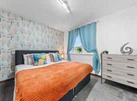 Elmbank Avenue House by Klass Living Uddingston，位于阿丁斯顿的酒店