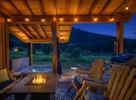 Beaver Hill Cabin near Plain by NW Comfy Cabins