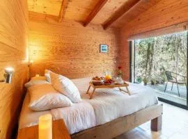 Ruca Lodge, habitación 2 personas cama king, desayuno, piscina, bosque costero