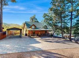 Strawberry Cabin w/ Hot Tub Near Gila Nat'l Forest