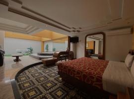 Hotel Escala Siglo XXI，位于墨西哥城的酒店