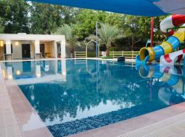 Citi Farm Resort，位于锡卜的酒店