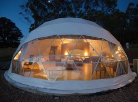 One life Glamping Tent，位于Rawson的酒店