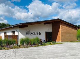 Hotel Zur-Borke，位于Neuenrade的酒店