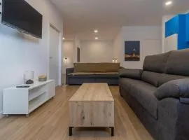 Ares I 15 min walk Roman Theatre , Pet Friendly Crib