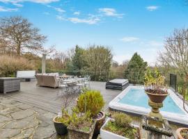 4 Bed in Burwash Common oc-b34866，位于Burwash的酒店
