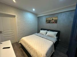 Wonderful apartment with amazing view，位于基希讷乌的酒店