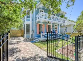 Classic Victorian home near downtown with a private pool, WiFi, & washer/dryer