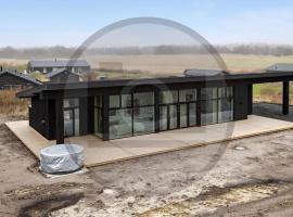 Stunning Home In Spøttrup With Sauna，位于Spottrup的酒店
