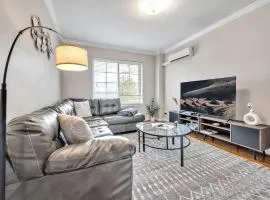 3rd Floor 2BD near DPAC, Duke, and Hospital