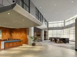 巴的摩尔华盛顿机场希尔顿酒店