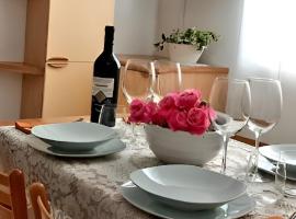 Il Blu di Laveno，位于拉韦诺的酒店