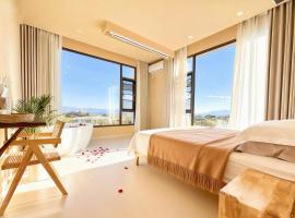 Steps to Lake House of Fuxian Lake，位于澄江县的酒店