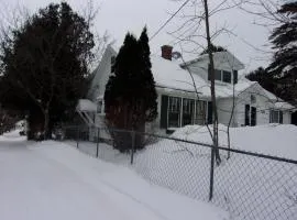 Friends and Family Newer Vacation Home