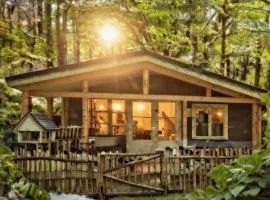 Chalet Bosrust met serre & privéparking Natuur nabij Maastricht