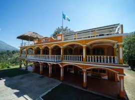 El Mirador de Lanquin