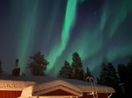 Lumi Hill Lodge - Northern Lights