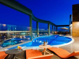伦多诺波利斯舒适套房酒店，位于龙多诺波利斯隆多诺波利斯机场 - ROO附近的酒店