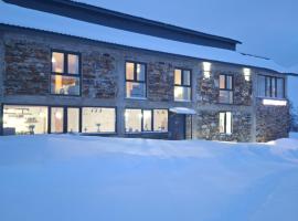 Hotel-restaurant Stumari，位于乌树故里的酒店