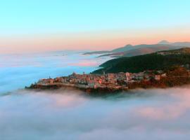 VisitArcevia，位于Arcevia的酒店