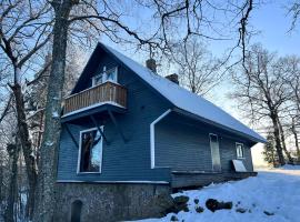 TaaliHomes Vanaküla Puhkemaja - Saun ja kümblustünn hinnas，位于Vanaküla的酒店