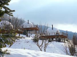 Zenzia Glamping Adult Only，位于皮亚特拉-尼亚姆茨的住宿