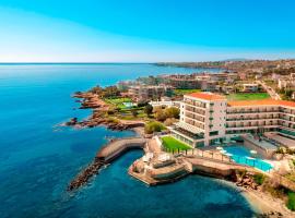 Zeus Essence Ramada by Wyndham Athens，位于马蒂的酒店