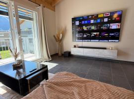 Appartement Vue Montagne Vignoble Cosy Valais，位于Chamoson的酒店