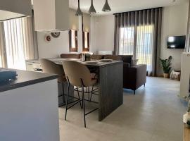 Αura Luxury Apartments，位于伊里斯斯的酒店