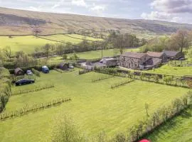 Wharfe Camp Glamping