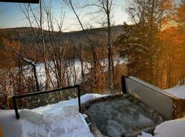 Sommet de montagne- Spa, sauna and hammam privés，位于圣阿黛拉的酒店