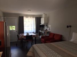 Motel Domaine Expédition，位于Labelle的酒店