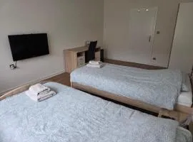 Einzelzimmer für bis zu 2 Personen - 3 OG