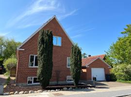 Cozy House Close to Beach and B&O，位于斯楚厄的酒店