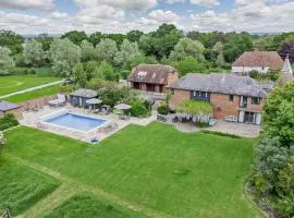 5 Bed in Ashford oc-76428
