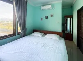 RedDoorz near Pantai Lumban Bul Bul Balige Toba